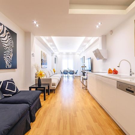 Appartamento D9 Center Of Glyfada Atene Esterno foto